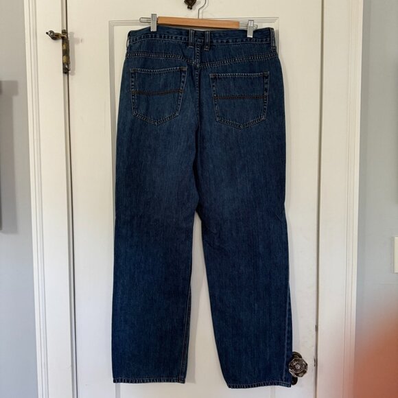 Tommy Bahama Classic Fit Jeans for Men - Picture 2 of 6